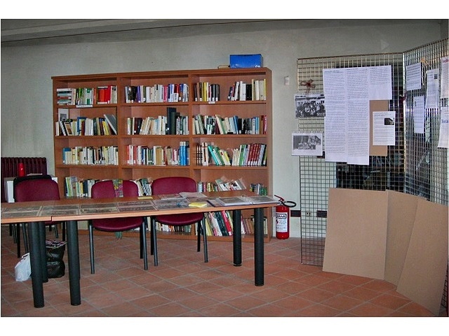 Carlo Fruttero Municipal Library